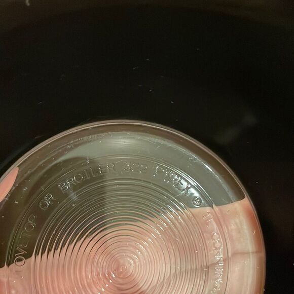 Modern Black Pyrex Bowl 322 3” Tall 7” Diameter in Excellent Used Condition w … - Picture 3 of 5